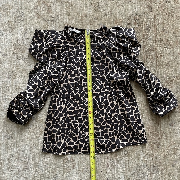 Zara Unique Cut Graphic Satin Blouse, XS - Picture 7 of 10